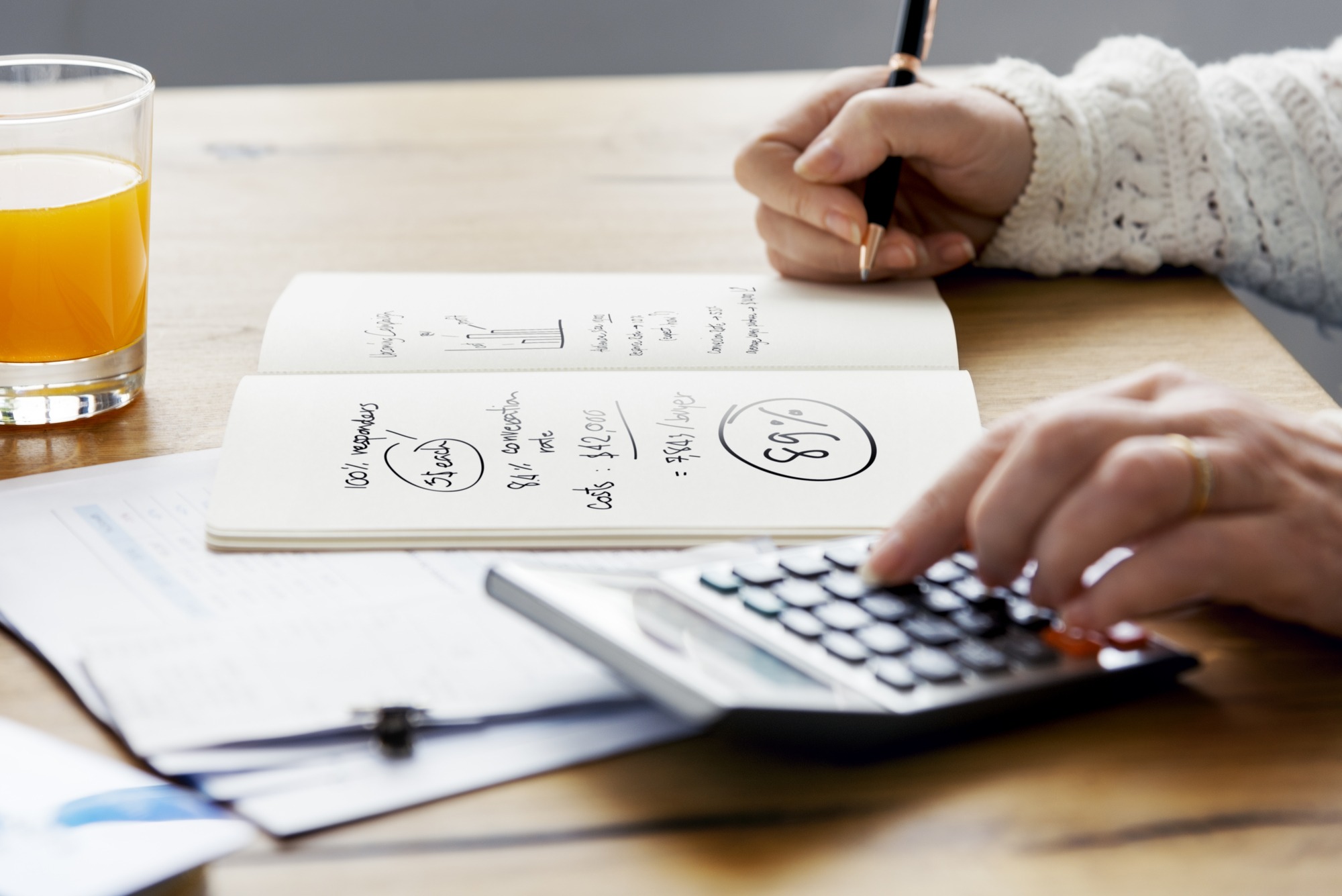 How to break the pay-to-pay cycle 1 Insight Advisory Group - How to break the pay-to-pay cycle - Money management