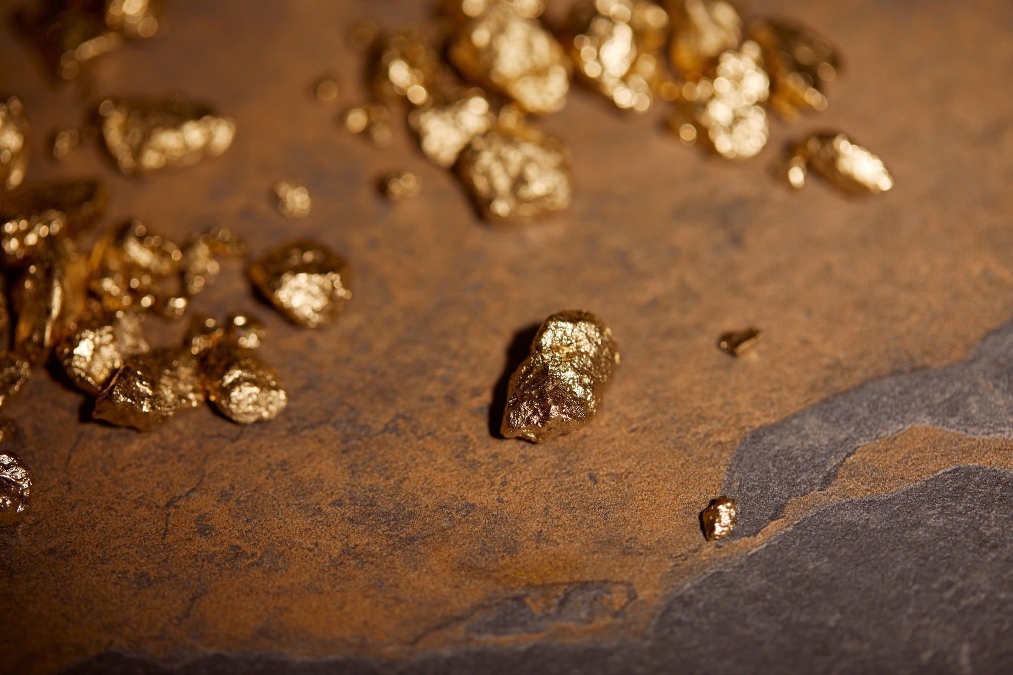 Investing in gold: A timeless asset 1 Insight Advisory Group - Investing in gold: A timeless asset - Investing
