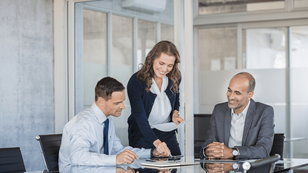 Business Advisory: What It Is, How It Helps and When to Use a Business Advisor (2026 Guide) 2 How and When to tell your employees you’re selling the business