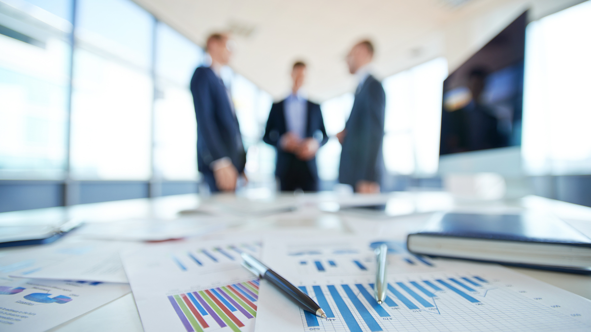 Financial Reporting in 2025: New Standards Every Business Must Follow 1 Financial Reporting in 2025_ New Standards Every Business Must Follow