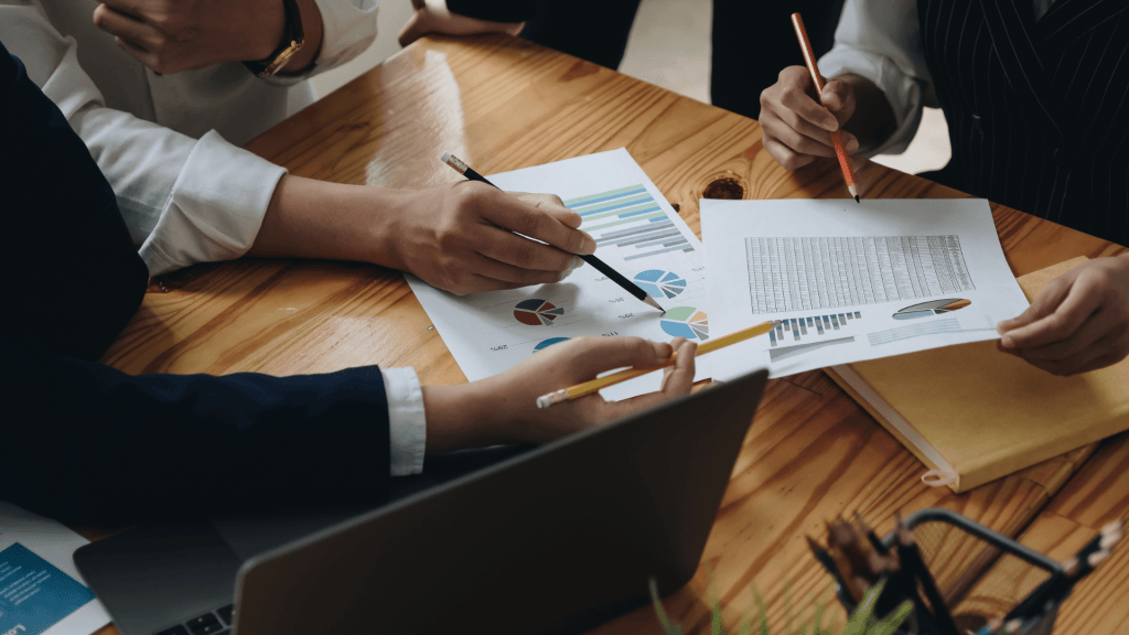 Business Advisory: What It Is, How It Helps and When to Use a Business Advisor (2026 Guide)